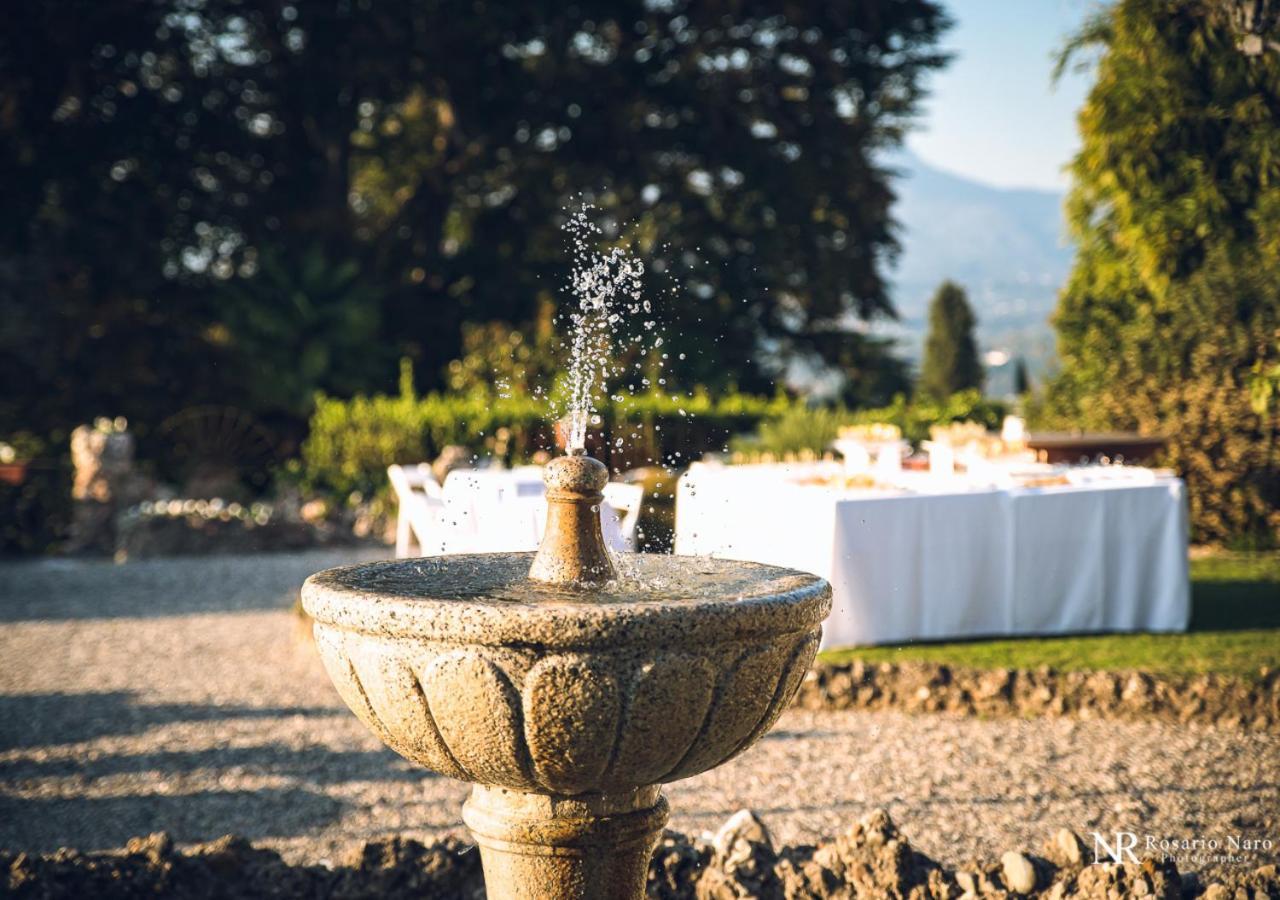 Villa Ghiringhelli アッツァーテ エクステリア 写真