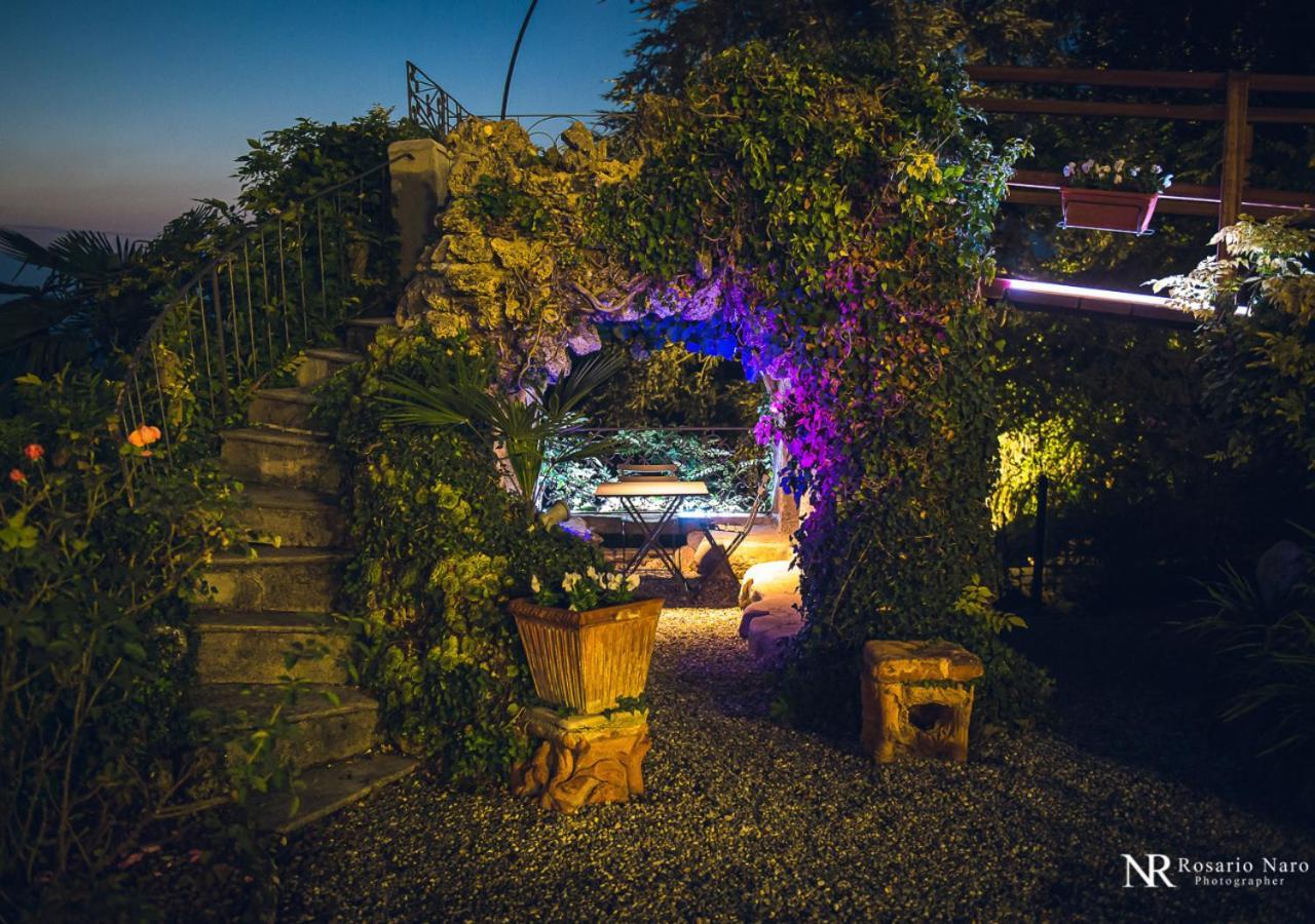 Villa Ghiringhelli アッツァーテ エクステリア 写真