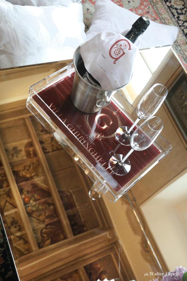 Villa Ghiringhelli アッツァーテ エクステリア 写真