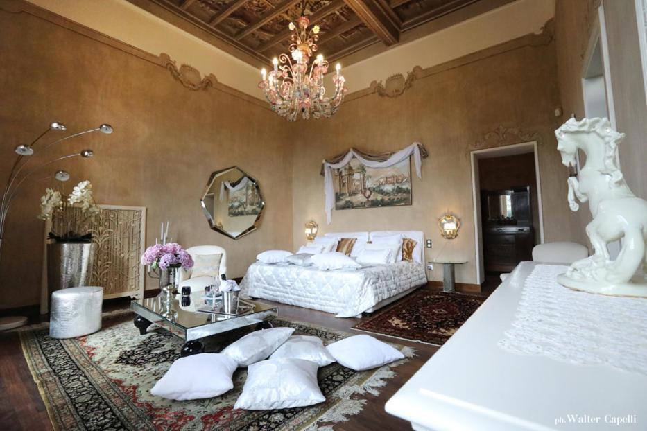 Villa Ghiringhelli アッツァーテ エクステリア 写真