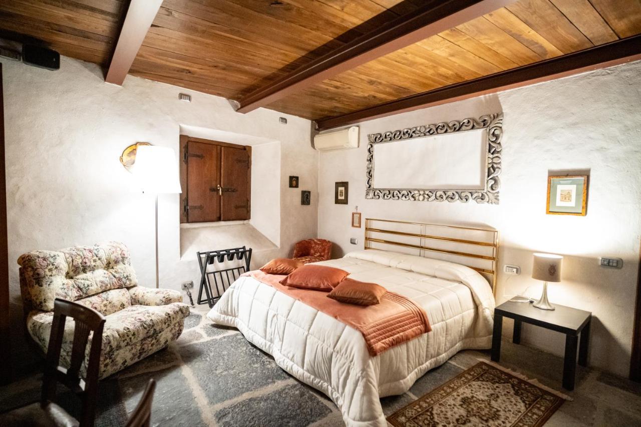 Villa Ghiringhelli アッツァーテ エクステリア 写真