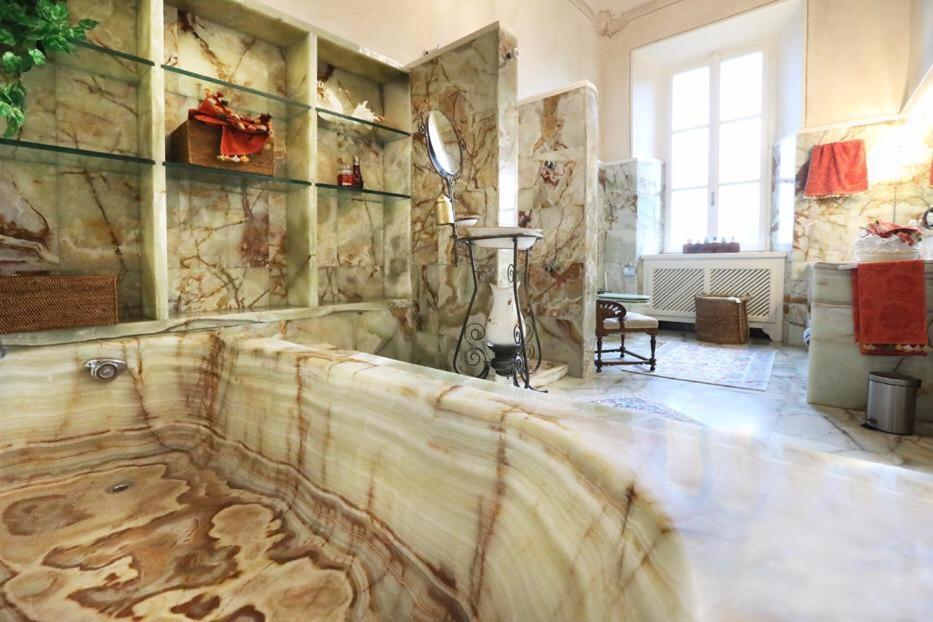 Villa Ghiringhelli アッツァーテ エクステリア 写真